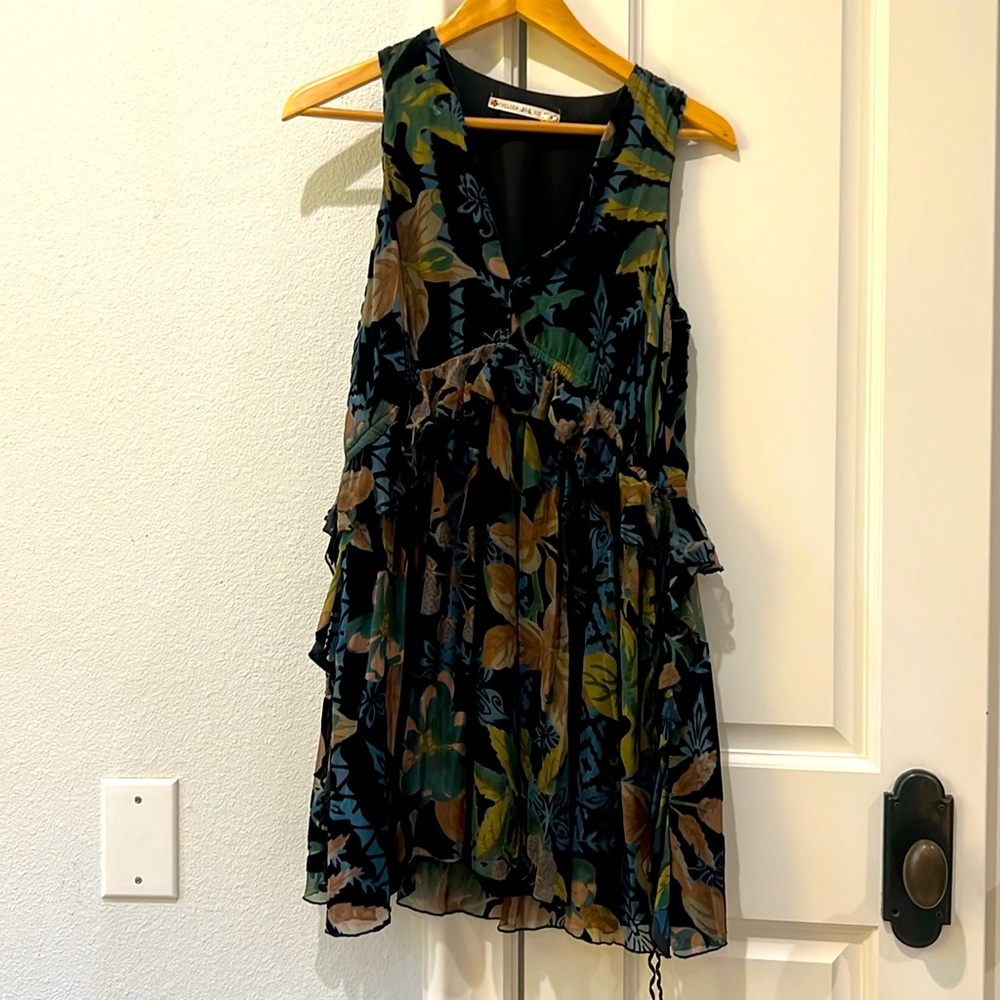Women's dress